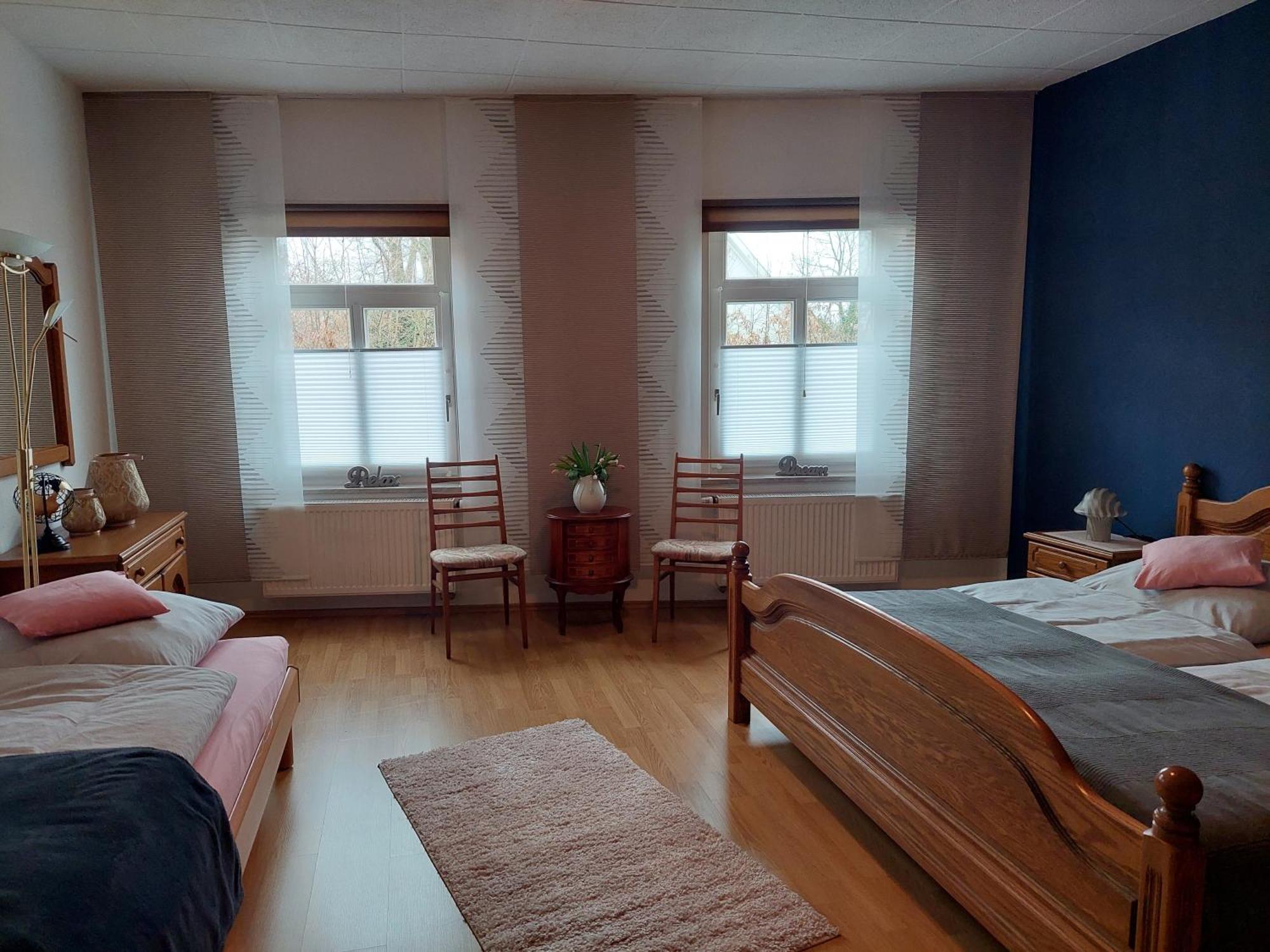 Ferienwohnung Am Huenenweg Berge  エクステリア 写真