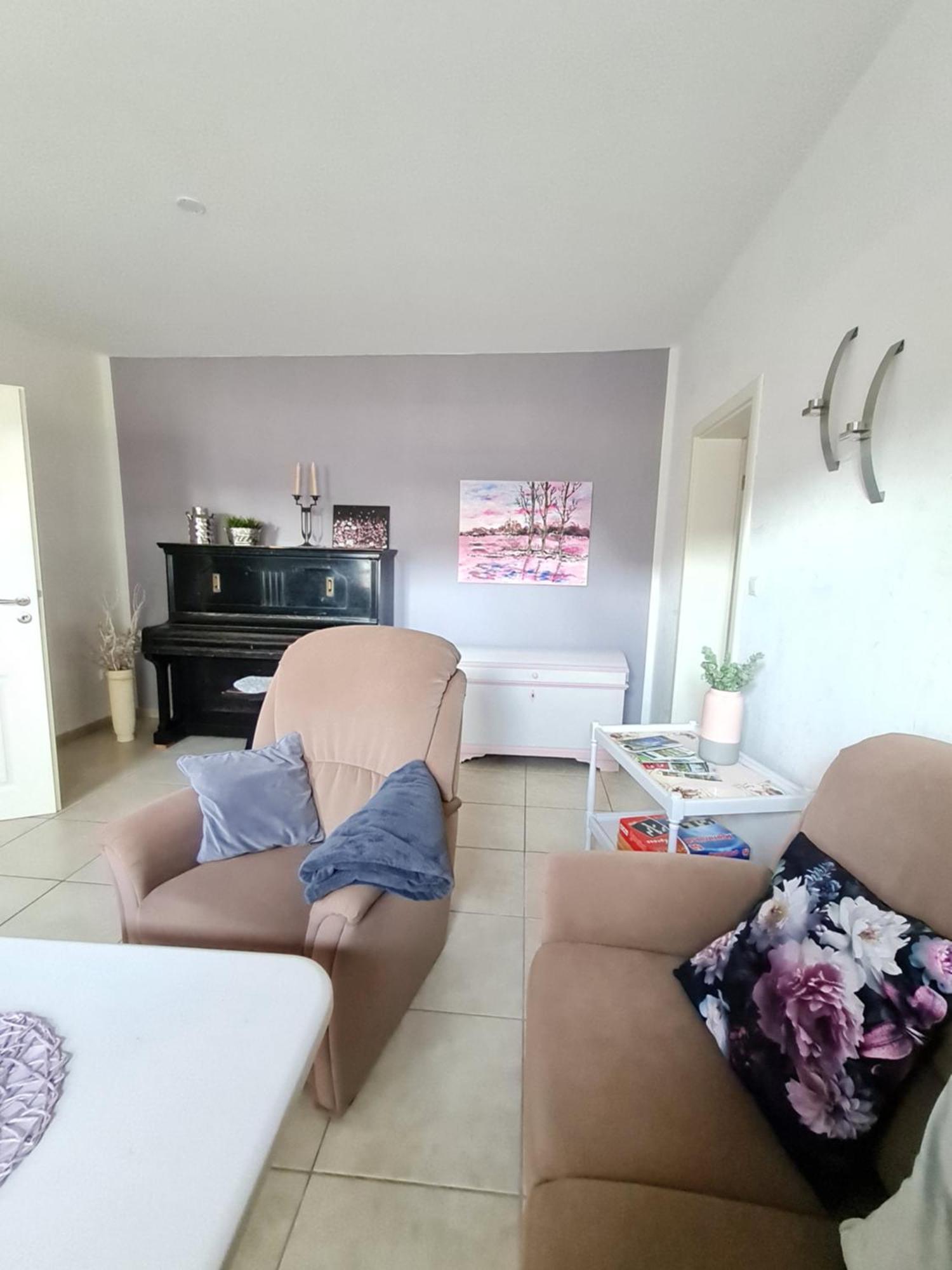Ferienwohnung Am Huenenweg Berge  エクステリア 写真