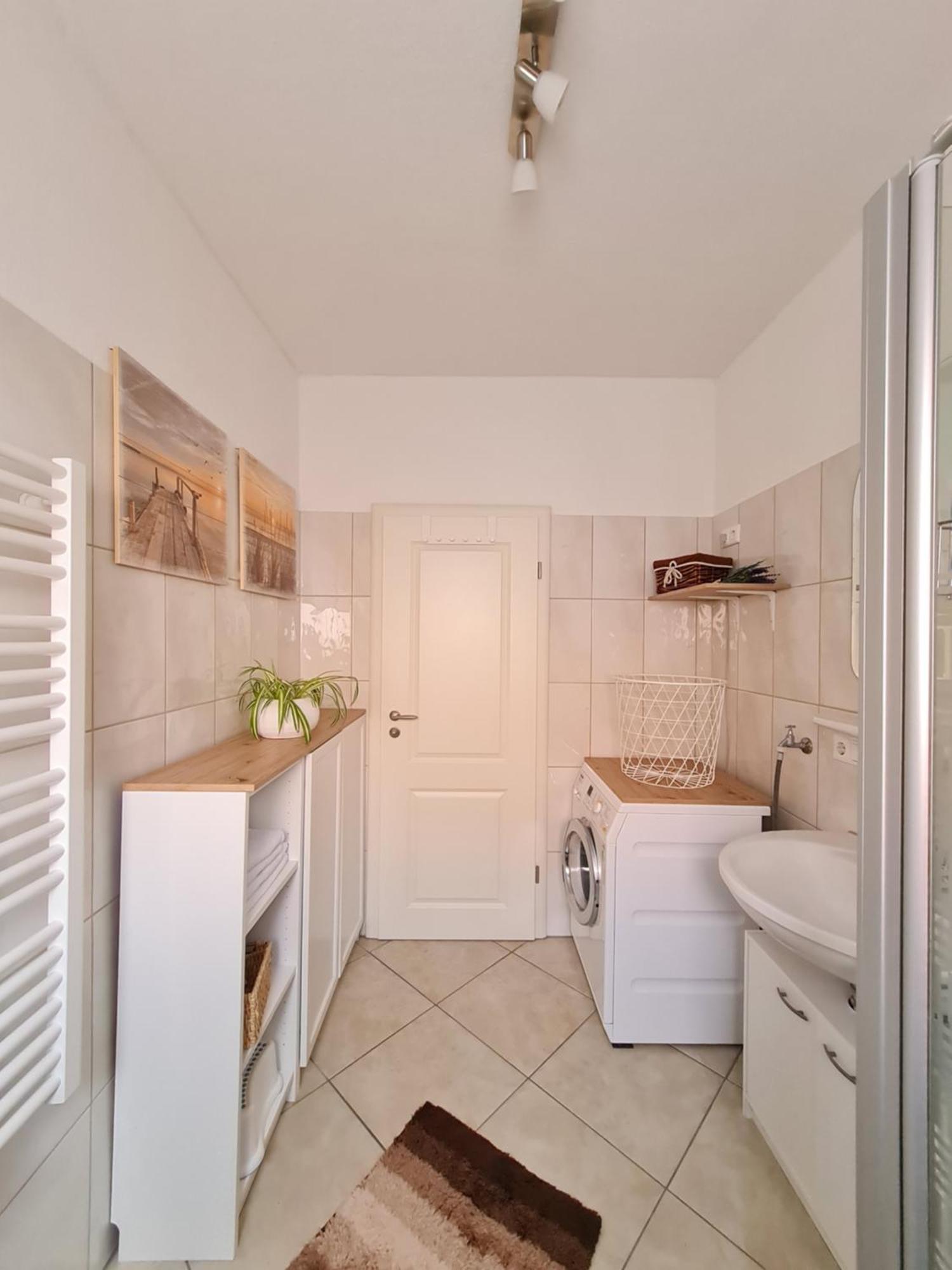 Ferienwohnung Am Huenenweg Berge  エクステリア 写真